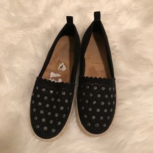 London fog NWOT flats